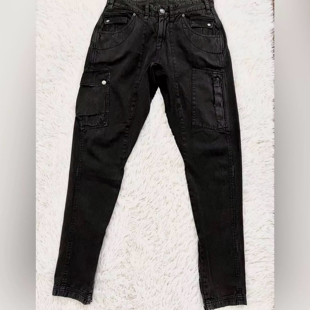 Free People Rule Breaker slim black cargo skinny jeans.